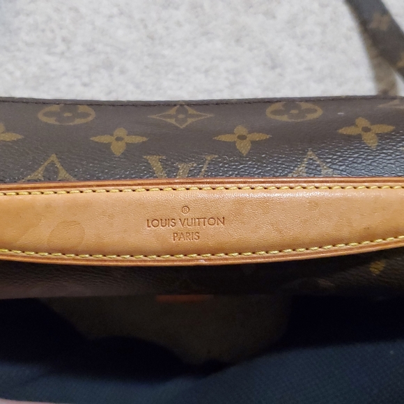 Louis vuitton metis. Crossbody . - Picture 5 of 5